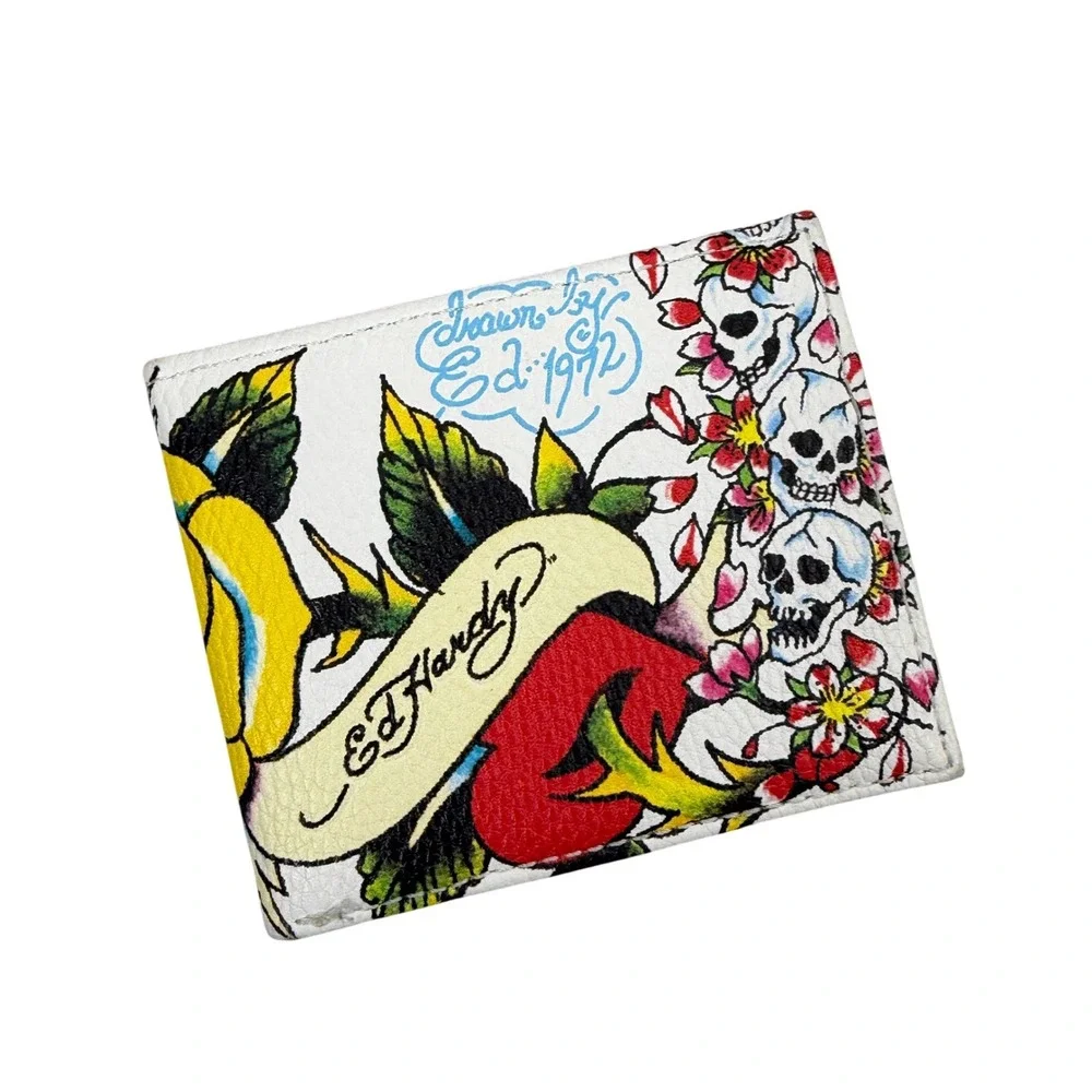 Ed Hardy Wallet Mens OS White Tattoo Graphic Print Bifold GF97628EHQA Skulls